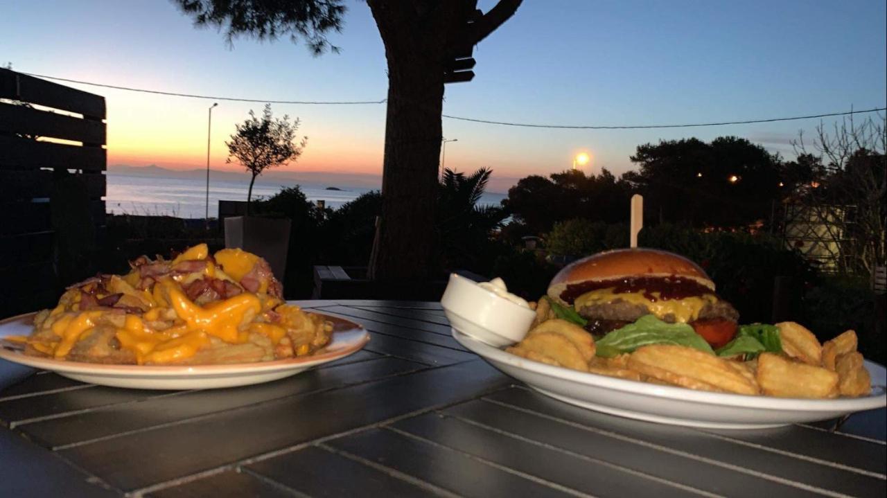 Me Gusta Suite By The Sea Anavyssos Bagian luar foto